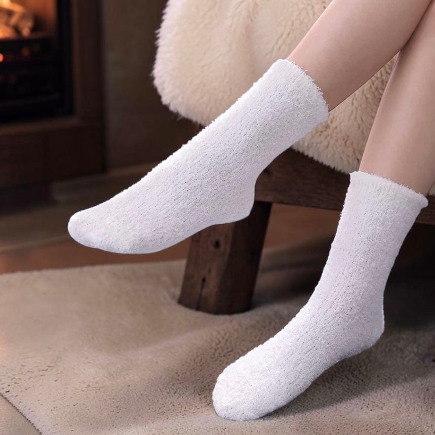 Socks - Woman’s Soft White Fuzzy (1 pair)