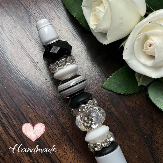 Beaded Pen - Classic Black & White