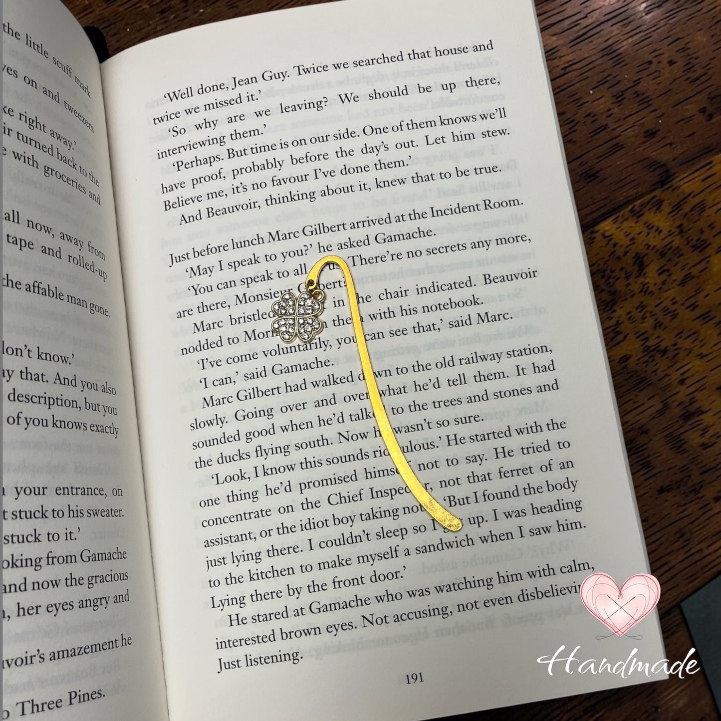 Bookmark - Hook Style- Golden - Lucky 4 Leaf Clover